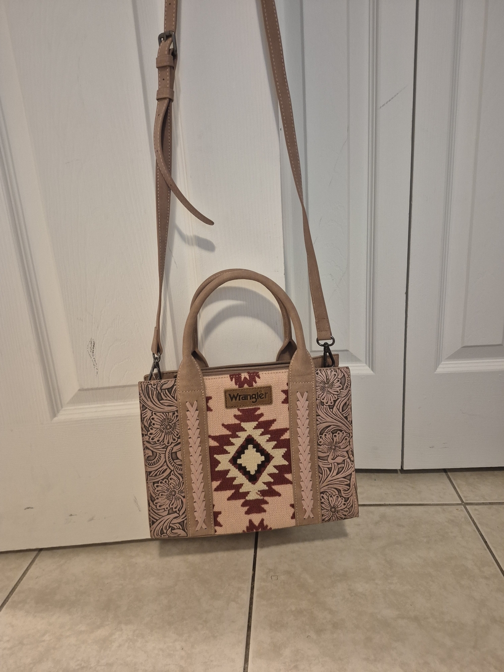 Wrangler Pink and Red Southwestern Satchel - Picture 5 of 5